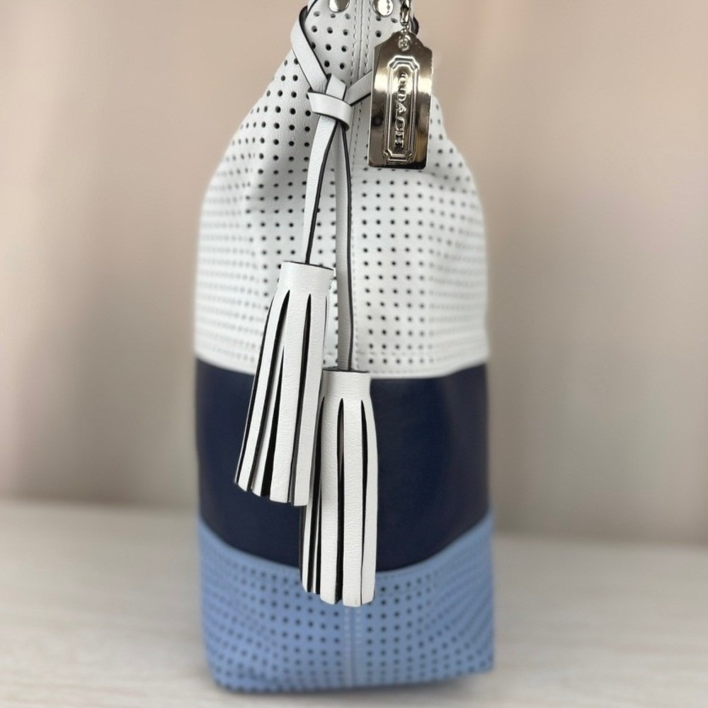 COACH Legacy Perforated Duffle Leather White Blue Stripe Coastal Spring‎ Resort - Picture 4 of 10
